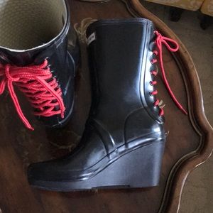 Hunter Wedge Lace Up Boots